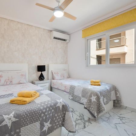Apolo Beach Front - Sea View Luxury Apartment Torrevieja Exterior foto